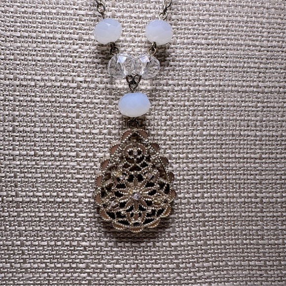 Vintage Inspired Antique Gold Tone with Pendant Necklace Boho Romantic Old Money - Picture 3 of 6